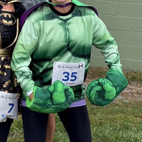 Hulk costume - Picture 9 of 9